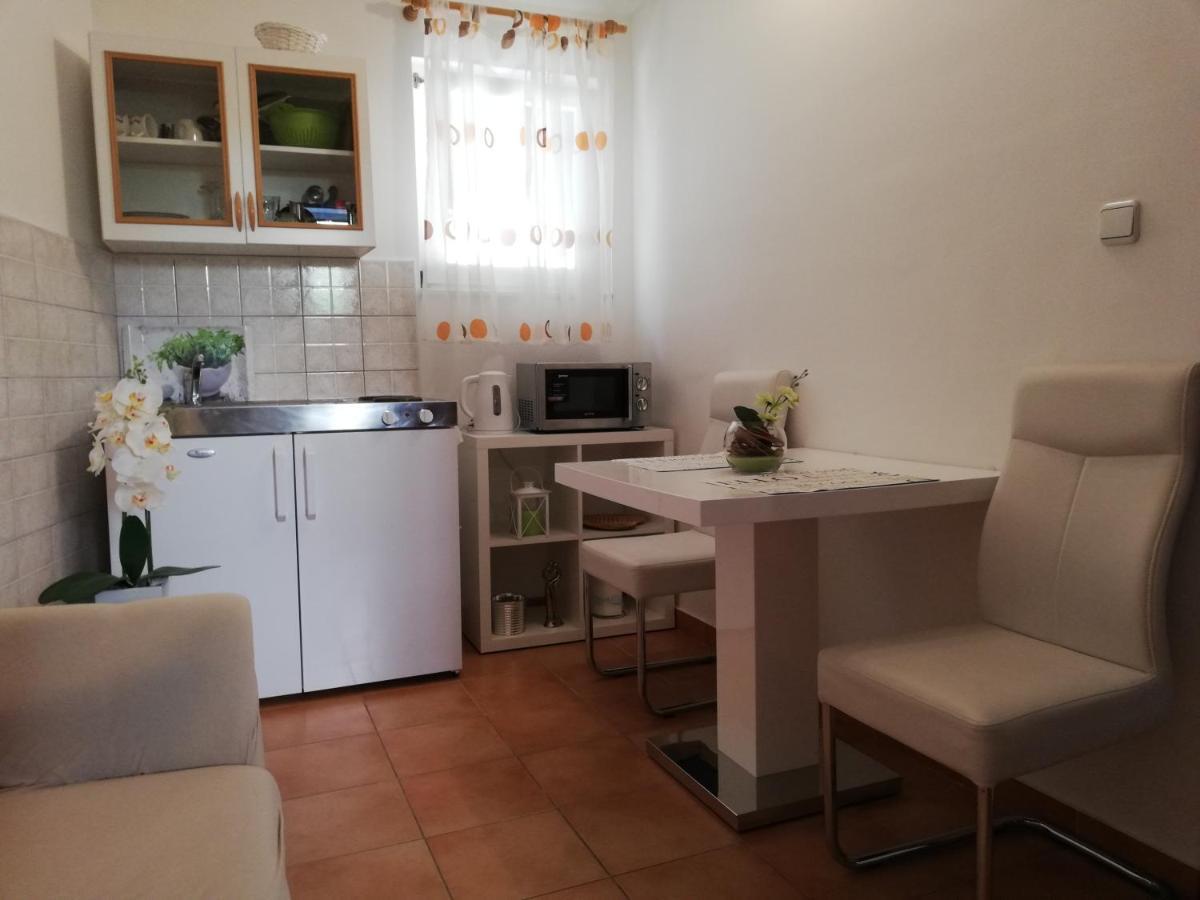 Studio Apartman Lenka Σπλιτ Εξωτερικό φωτογραφία